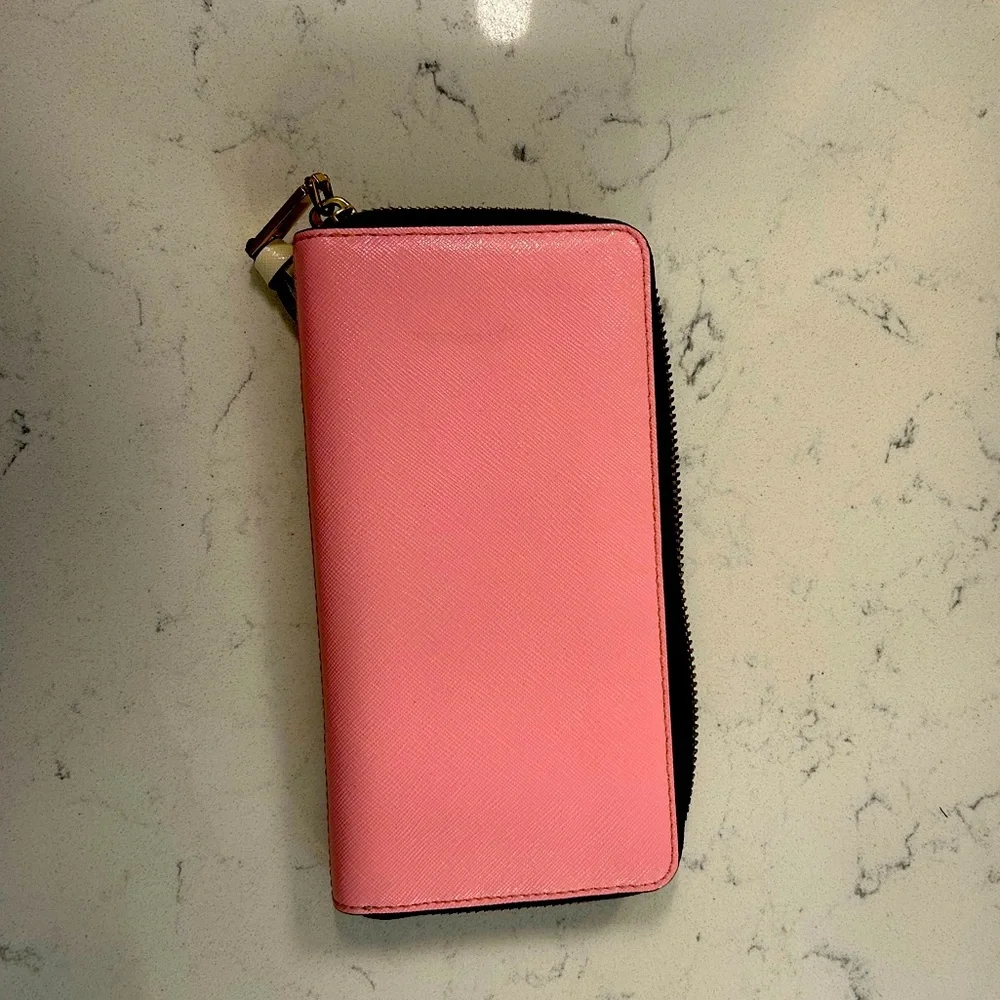 Marc Jacobs Large Wallet - Picture 4 of 4